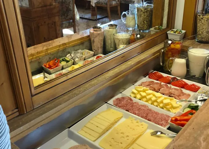 St. Ulrich Garni 3* اوتوبيرن