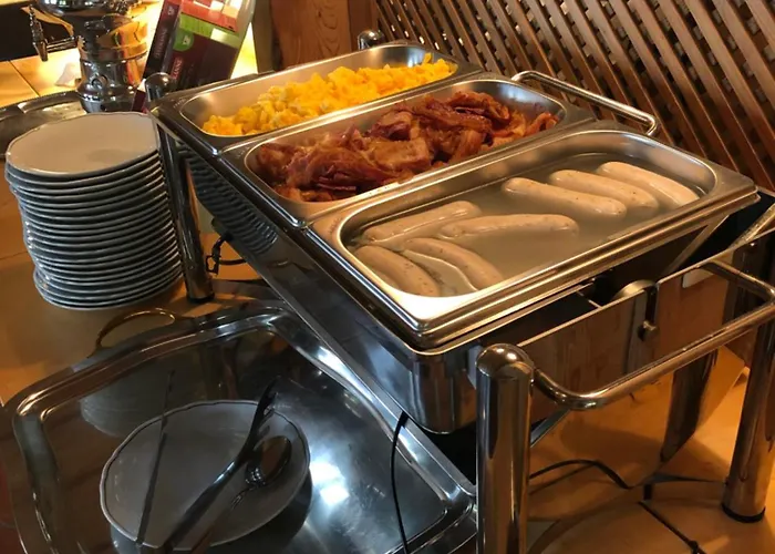 St. Ulrich Garni اوتوبيرن