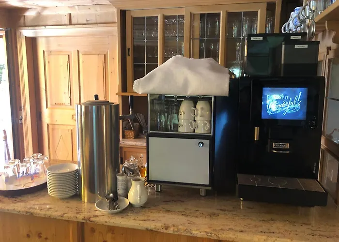 St. Ulrich Garni فندق