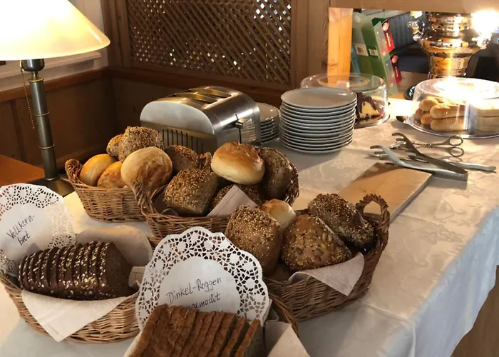 St. Ulrich Garni فندق اوتوبيرن