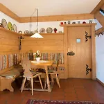 St. Ulrich Garni Hotell
