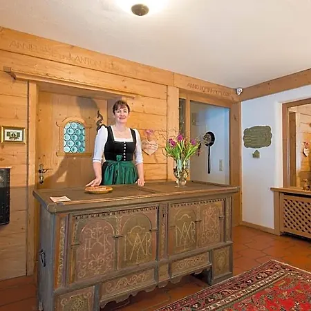 St. Ulrich Garni 3*