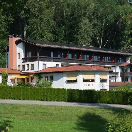 St. Ulrich Garni 3*