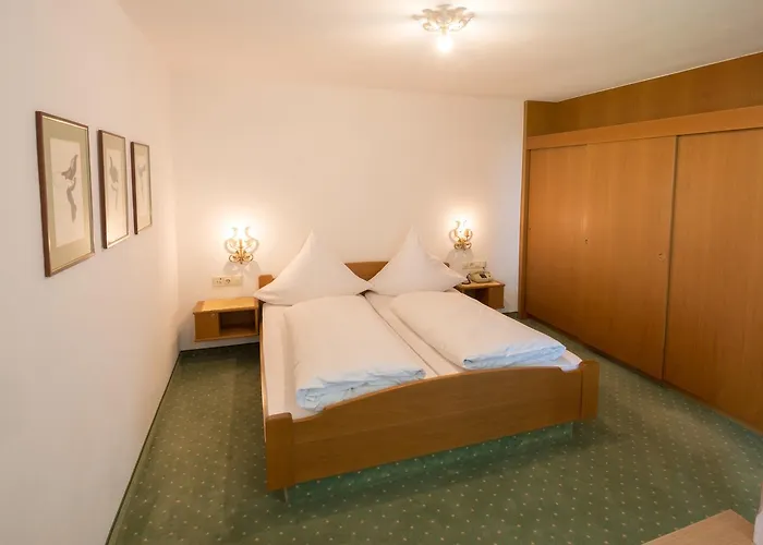 Hotel St. Ulrich Garni 3*